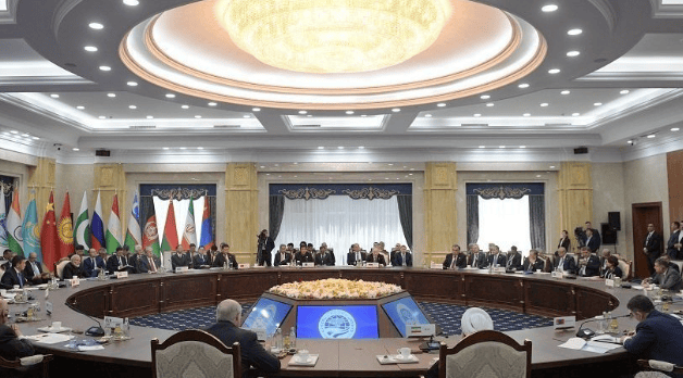 如何找当地皇冠代理_重大会议生变!俄把大事办砸?事情不妙如何找当地皇冠代理,中方领导专机连夜抵俄