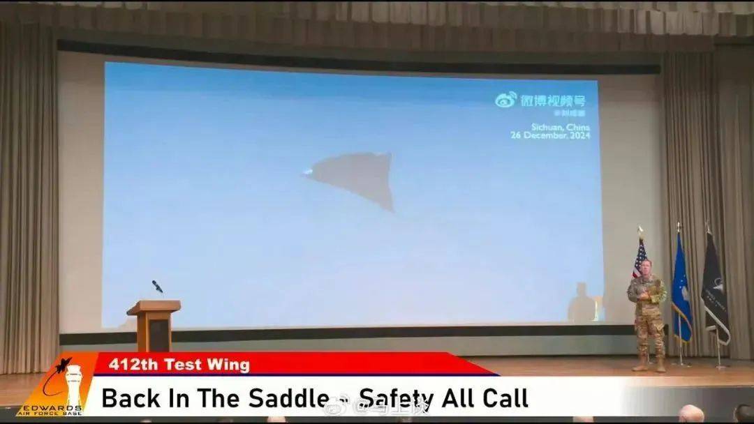 皇冠体育网址_美空军准将承认:解放军是有史以来规模最大、最现代化的军队皇冠体育网址,六代机领先西方