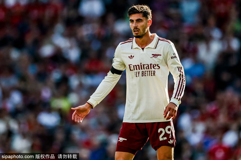 诺科平vs佐加顿斯_索博斯洛伊一脚打出利物浦冠军气质诺科平vs佐加顿斯,阿森纳差的就是那口气