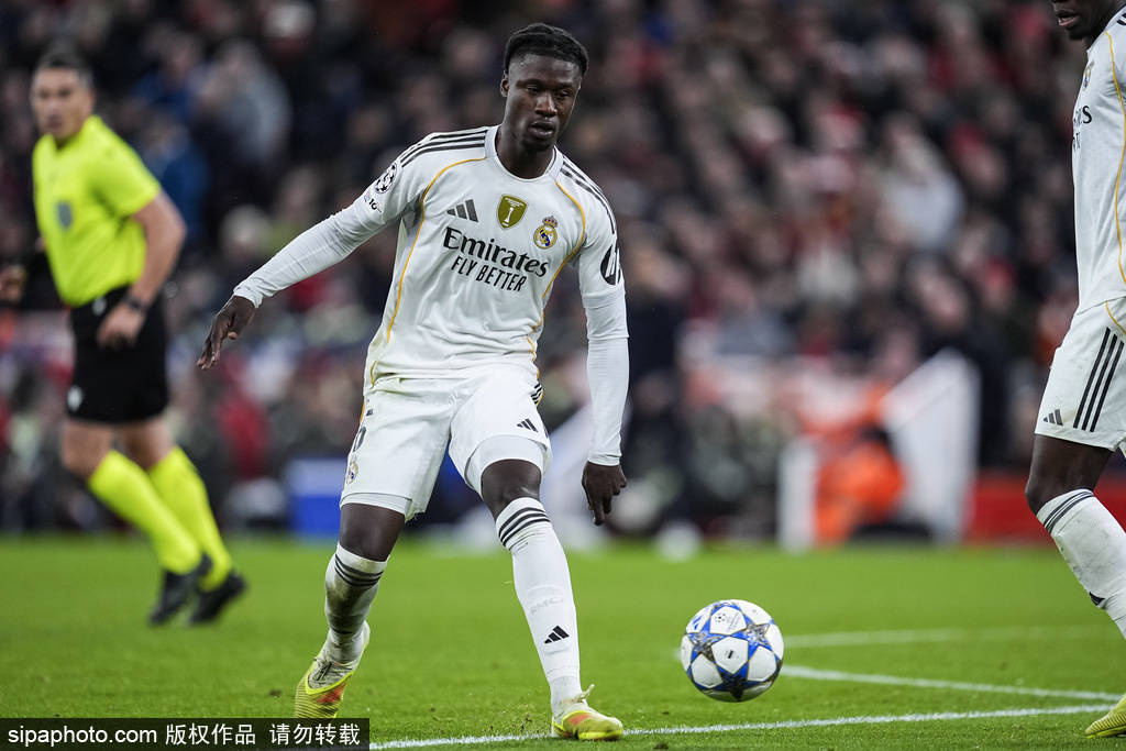 皇冠登3管理出租
_观战台:热刺战曼联+曼城火拼利物浦 拜仁冲击17连胜